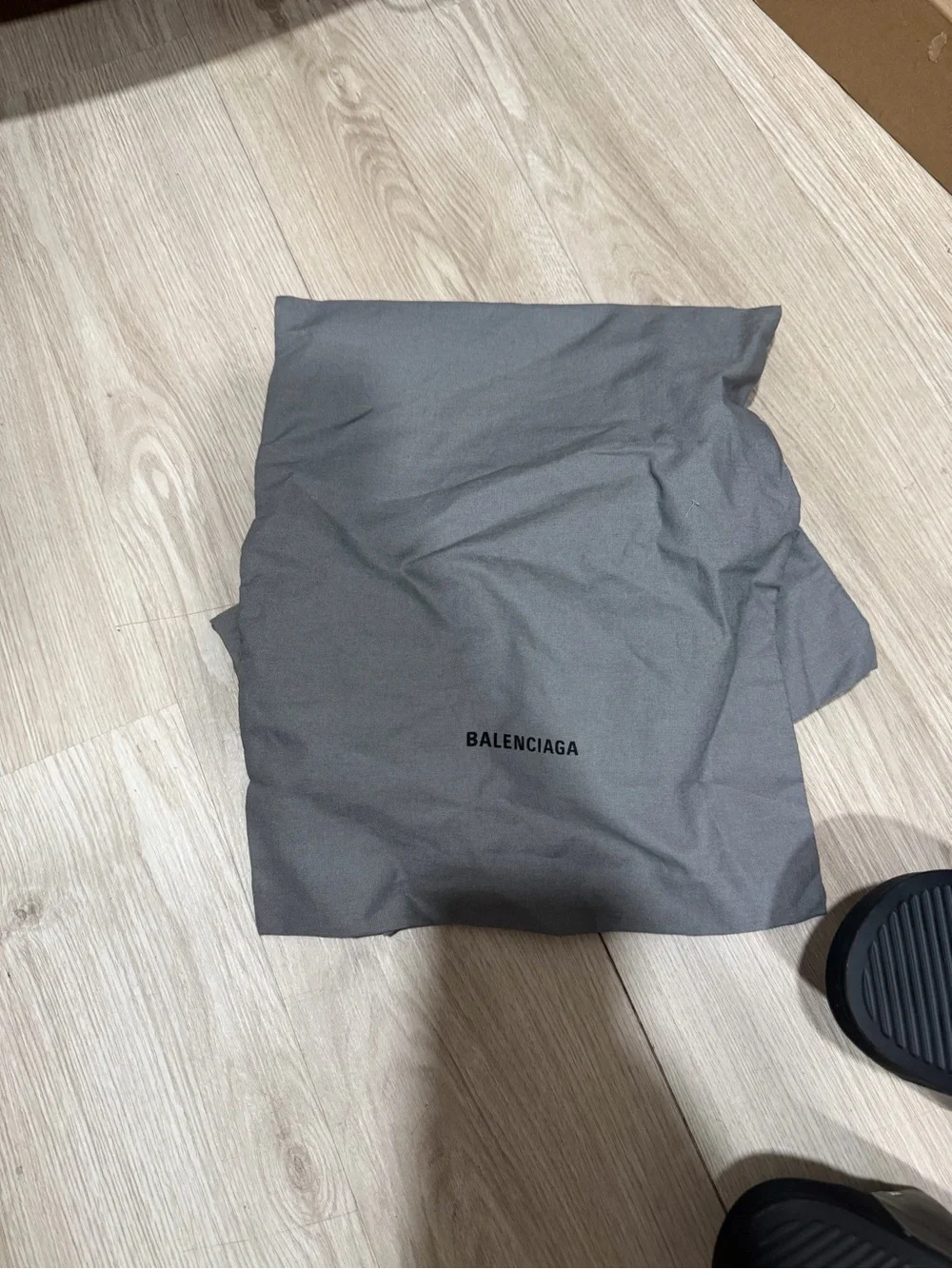 Balenciaga Kids Black Logo Slide Sandals with White Branding